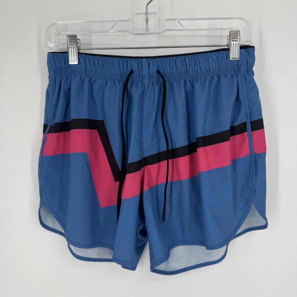 Chubbies shorts swim athletic mens medium M blue pink black 5.5 inseam summer